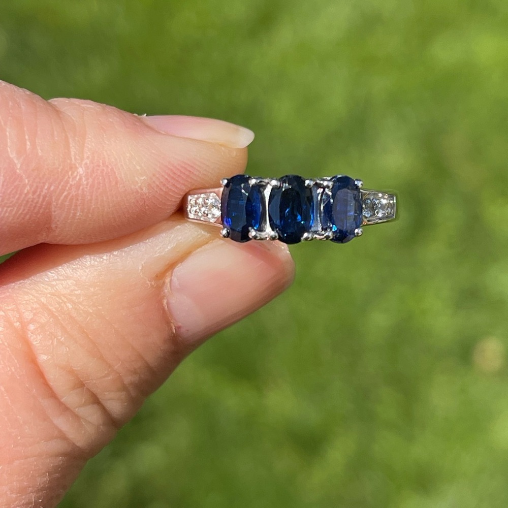 Kashmir Kyanite and white zircon Ring